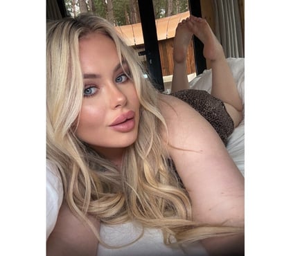 Adult Entertainment Chelsea South West London - Photos for Classy Blue Eyed BRITISH Blonde! +447466345941