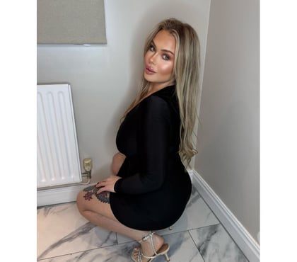 Photos for Blue Eyed BRITISH Blonde! ONLINE 4 VID CALLS +447466345941