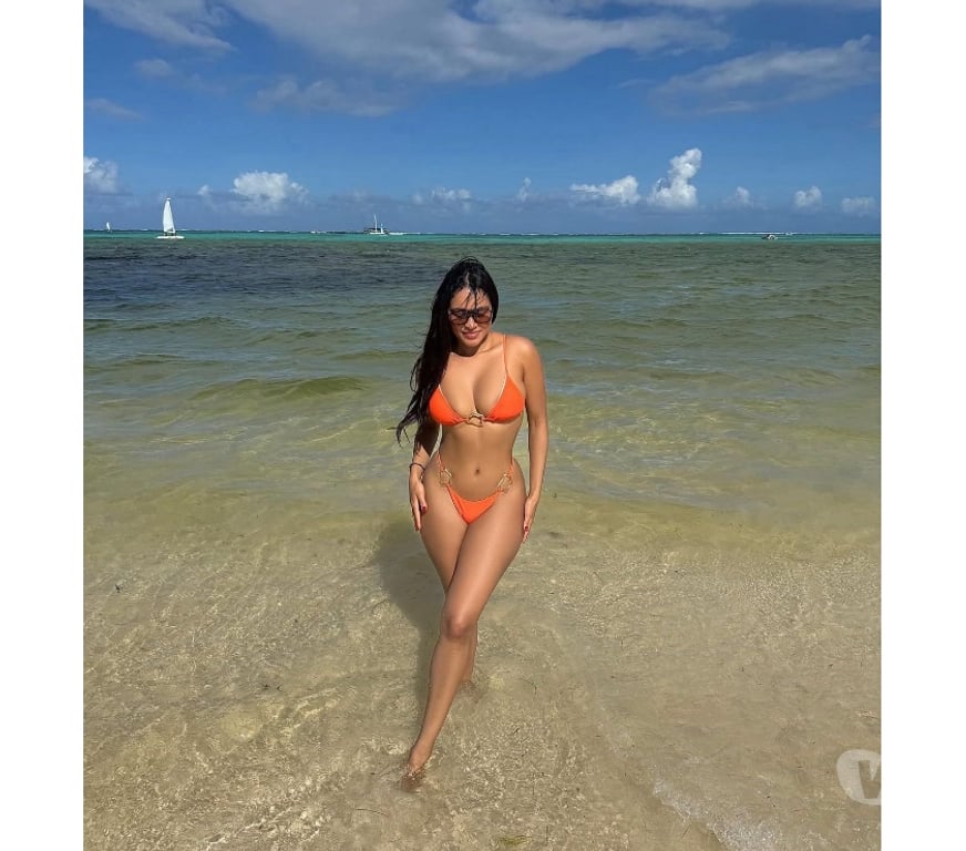 Escorts Hertfordshire Dacorum - Photos for Deluxe Esmeralda Model for you 😘😘🤩🤩🤩