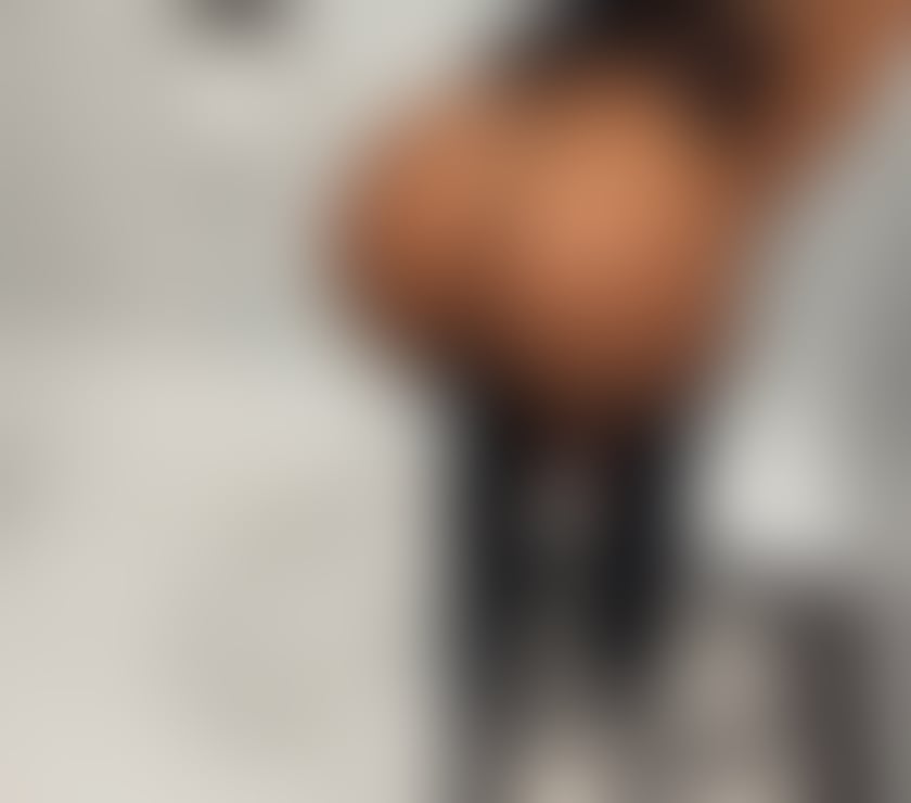 Escorts Wilmslow Cheshire East - Photos for PAKISTANI BARBIE🇵🇰😈 BIG NATURAL BUM🍑