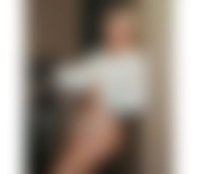 Escorts South Yorkshire Sheffield - Photos for I am attractive, sweet and natural, come to the party.