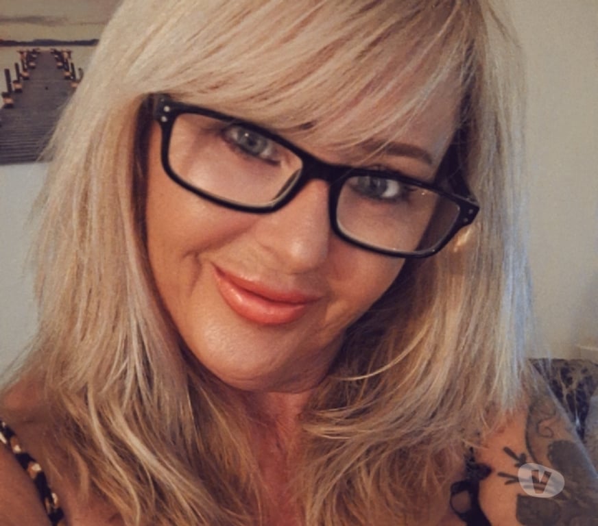 Adult Entertainment East London London City Airport - DLR Station - East London - Photos for CURVY BLONDE PETITE MILF 🥵 🔥