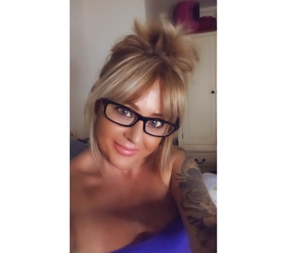 Photos for CURVY BLONDE PETITE MILF HUGE E CUP🥵 🔥ONLINE