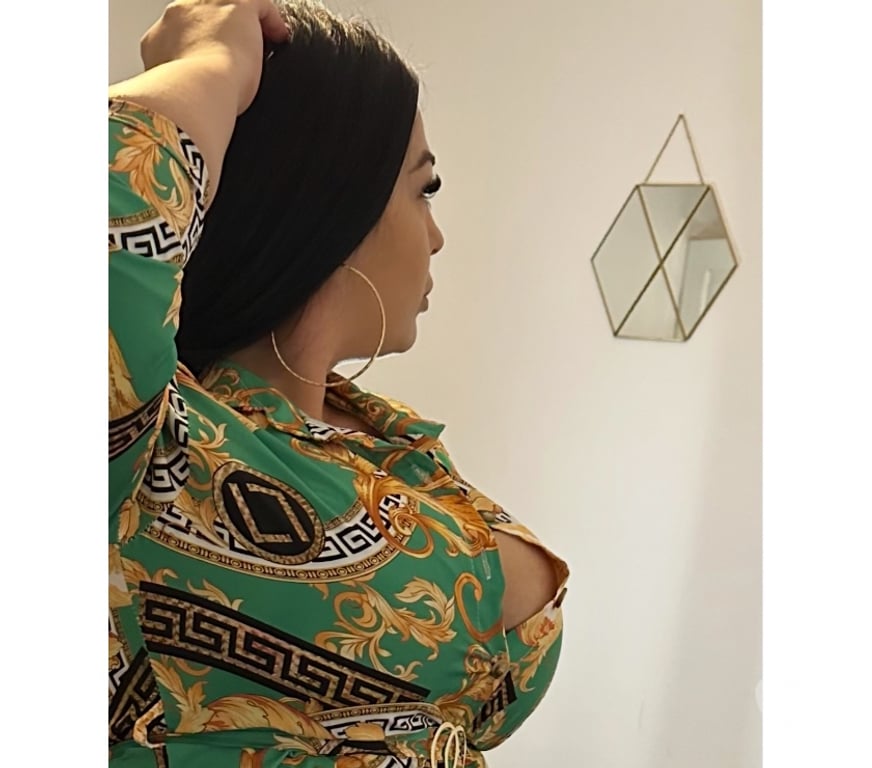 Escorts West Yorkshire Leeds - Photos for 🌼Body to body massage🌼 💆🏻‍♂️ by Erika