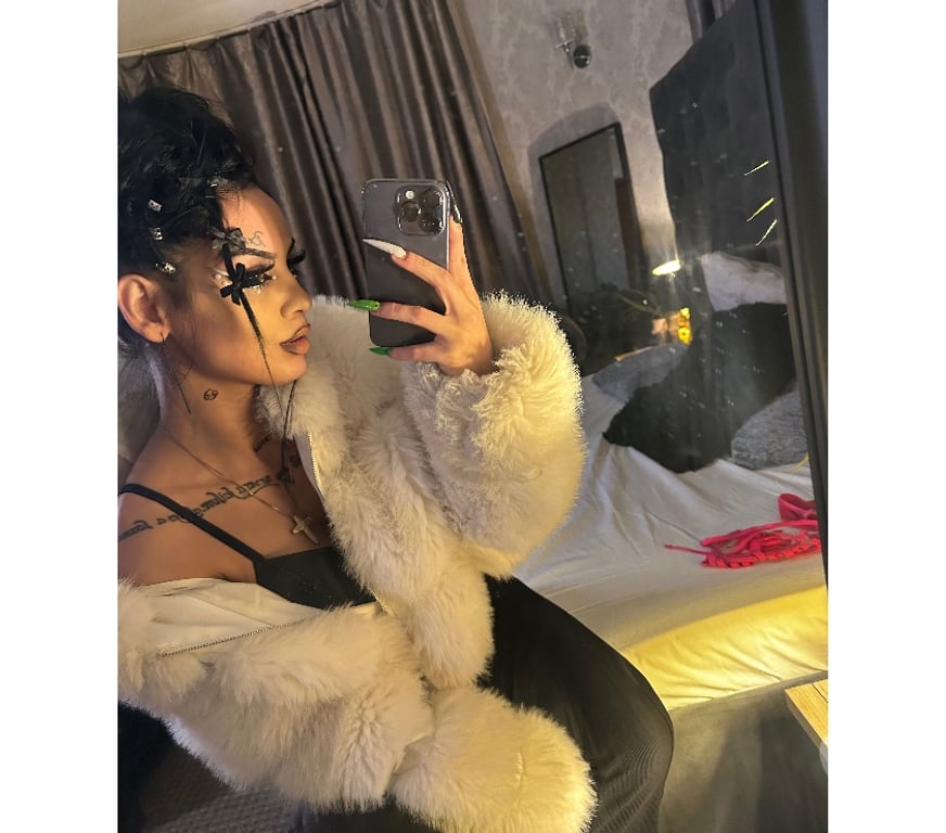 Adult Entertainment Central London Aldgate - Central London - Photos for Let’s know each other right now.