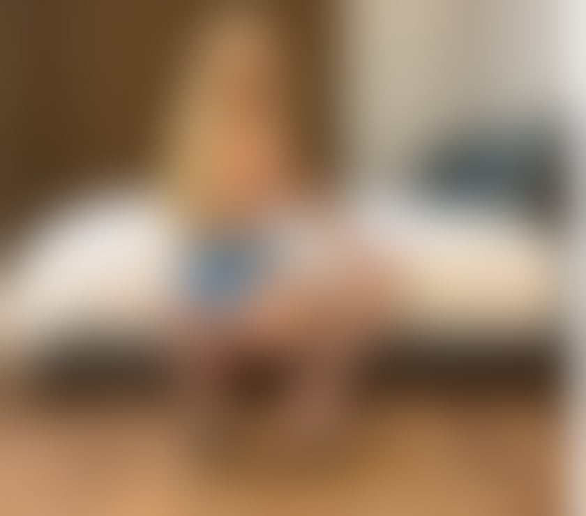 Transsexual Escorts Earls Court South West London - Photos for Earls Court , TS Lara Gabriela Blonde Brazilian