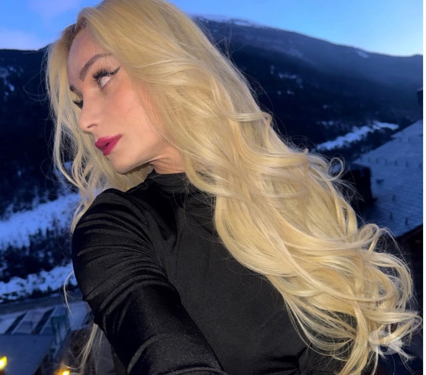 Trans Escorts South West London Earls Court - South West London - Photos for Earls Court , TS Lara Gabriela Blonde Brazilian SW5