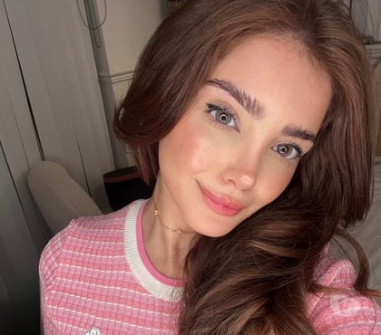 Photos for 23yo PETITE 30FHUGE🍒LIVE VERIFY🇬🇧SAT TILL 3AM🤩