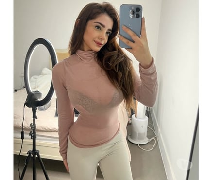 Photos for Petite BIG TITS 30FπLIVE VERIFYπ¬π§FRI TILL 3AMπ