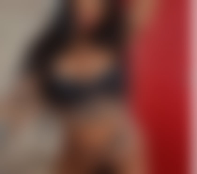 Escorts Bridgend Town Centre Bridgend - Wales - Photos for Noelya new girls în city party