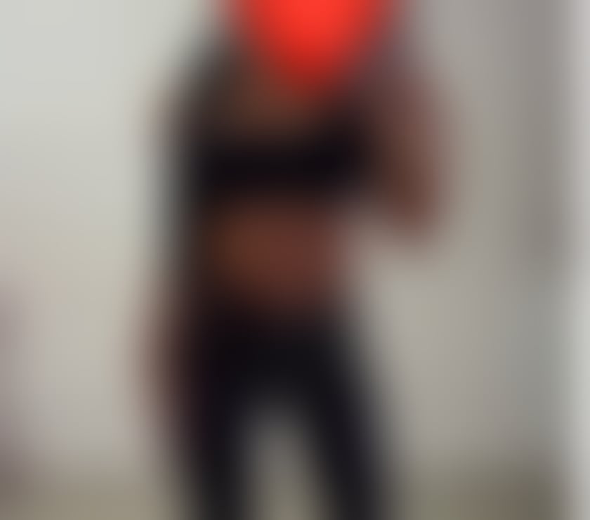 Escorts Bridgend Town Centre Bridgend - Wales - Photos for Noelya new girls în city party