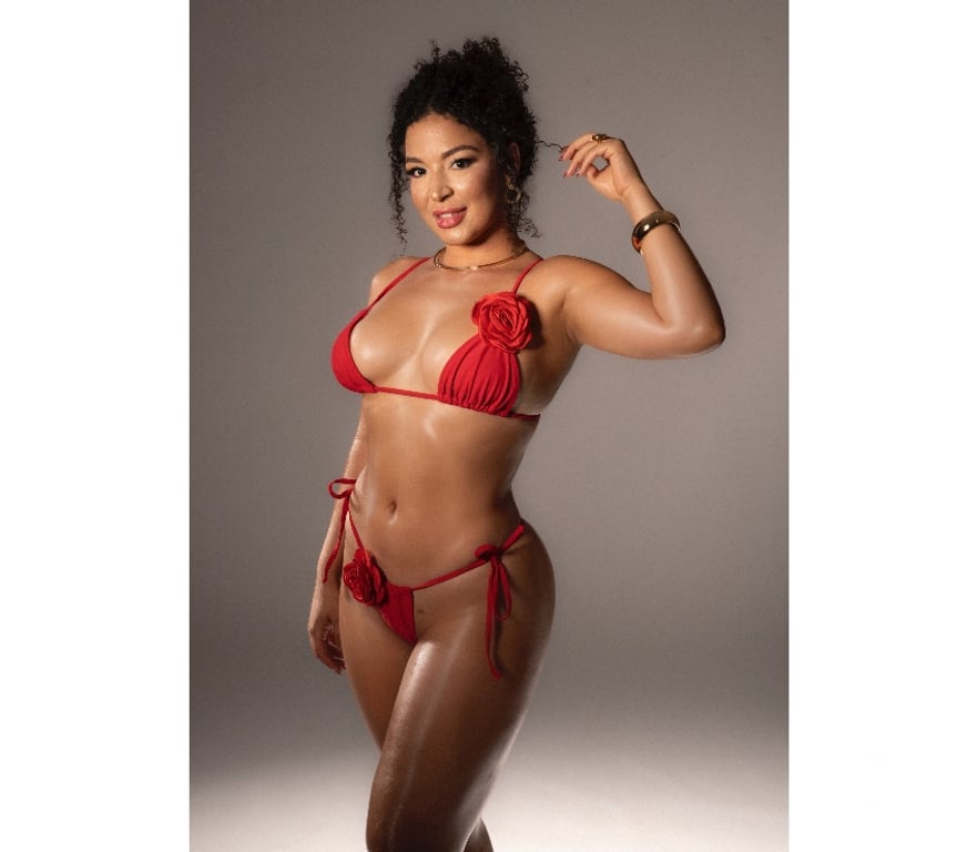 Escorts East London Shadwell - East London - Photos for 🔥❤️EXOTIC ❤️LAURA SEXY PETIT❤️🔥