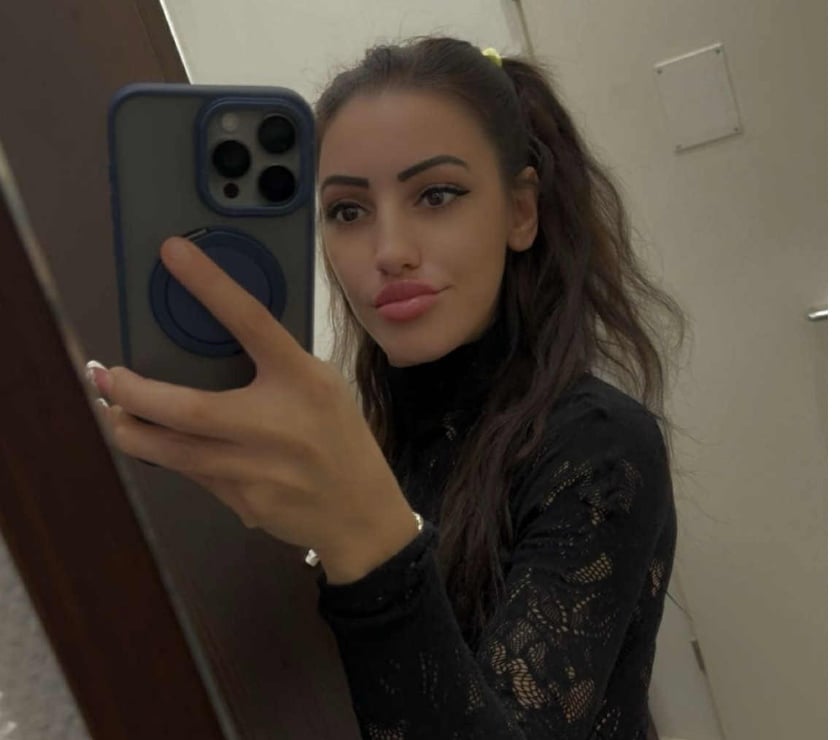 Escorts Uxbridge Hillingdon - Photos for NEW baby Miri hot party 😘😘