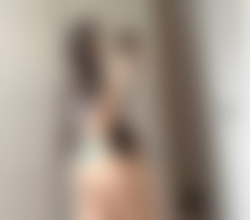 Escorts Canary Wharf East London - Photos for Iris 💞 sweet Girl 💯✨ ✅ All East
