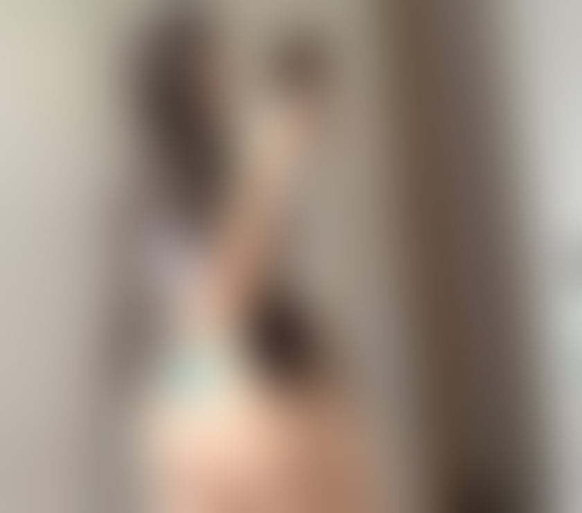 Escorts Canary Wharf East London - Photos for Iris 💞 sweet Girl 💯✨ ✅ All East