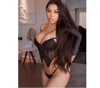 Escorts Canary Wharf East London - Photos for 👅Naughty Girl Big Tits ✅BIG ASS in Canary Wharf