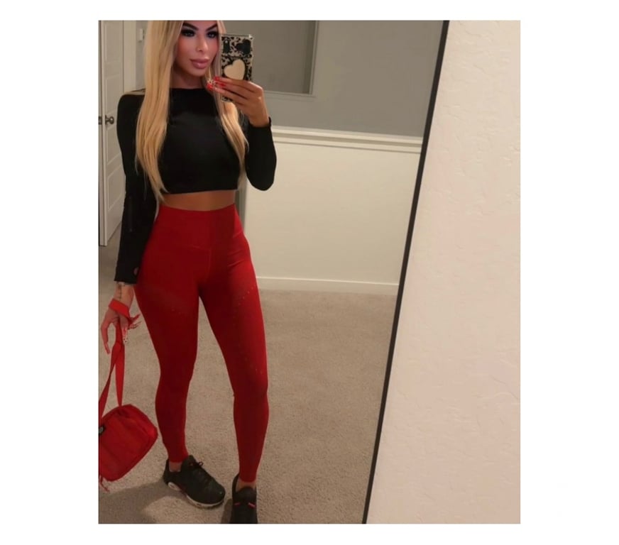 Adult Entertainment West Yorkshire Leeds - Photos for NEW HOT BLONDE❤️