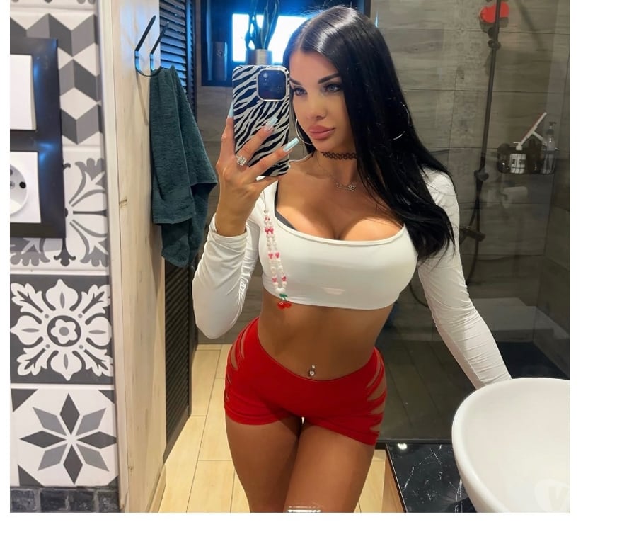 Adult Entertainment West Yorkshire Leeds - Photos for HOT brunette 100% real