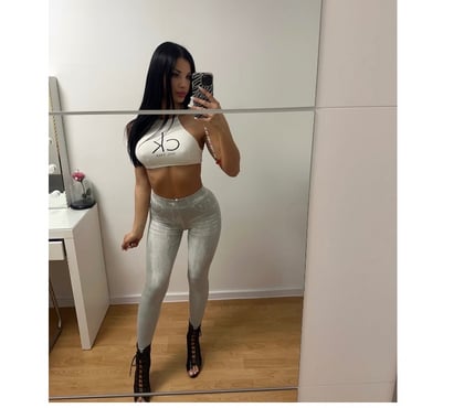 Adult Entertainment Thorp Arch Estate Leeds - Photos for HOT brunette 100% real