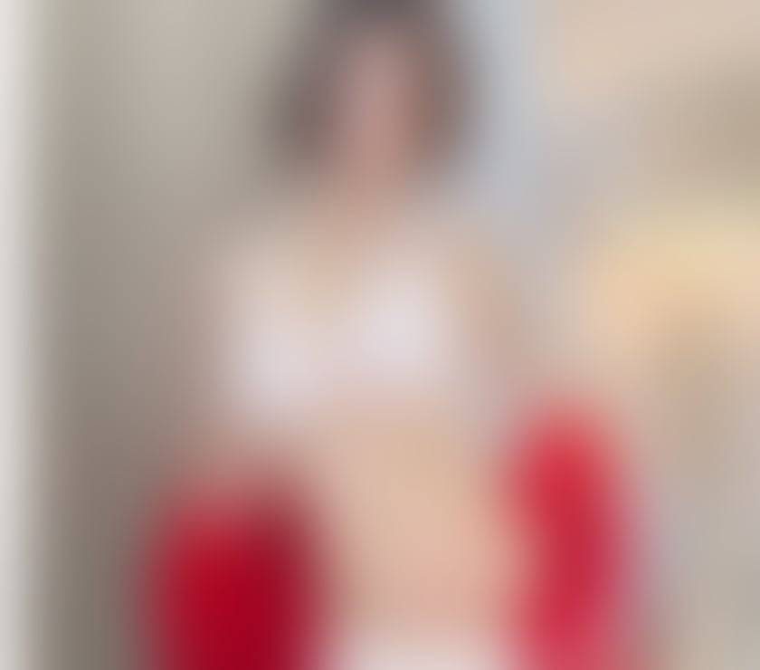 Attractive asian girl in E14