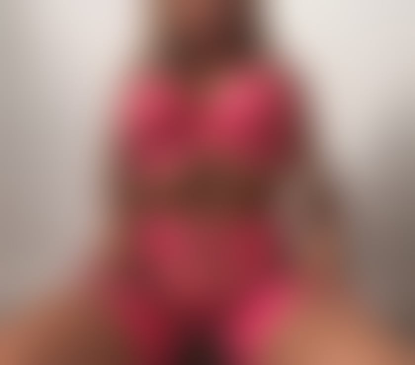 Escorts Devon Exeter - Photos for New here💋party girl🍾 curvy barbie 💖weekend only💋