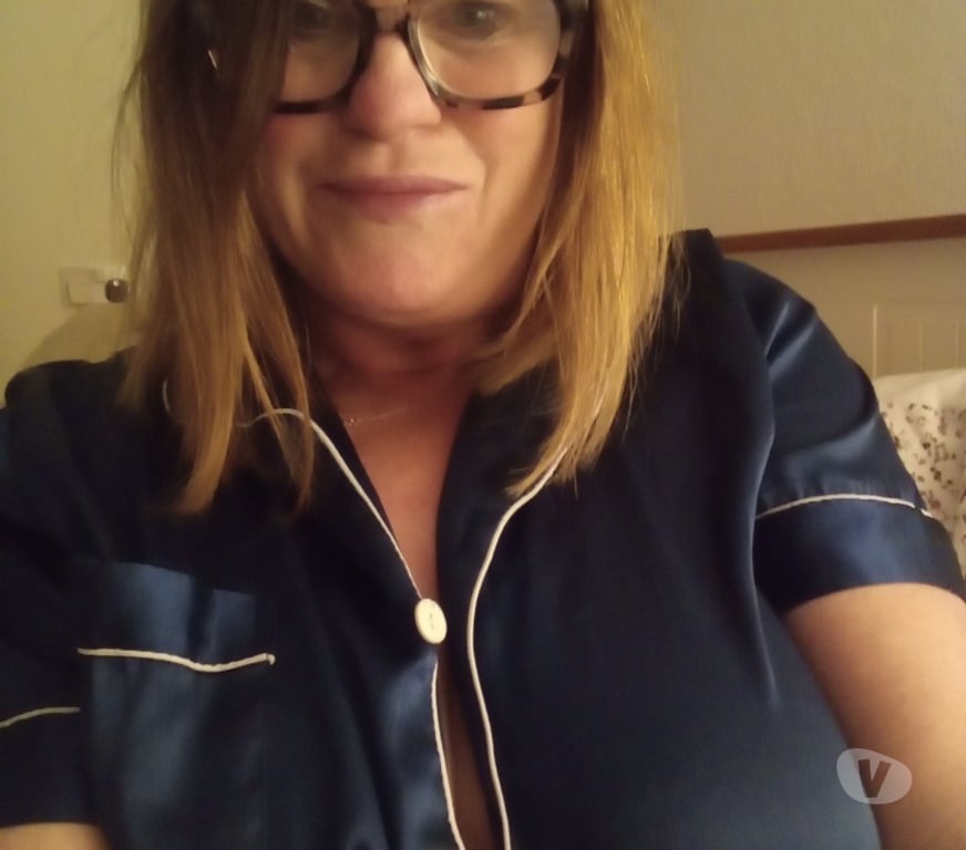 Adult Entertainment County Durham Durham - County Durham - Photos for Busty lady in 50 s awaits your call🌹😜👠