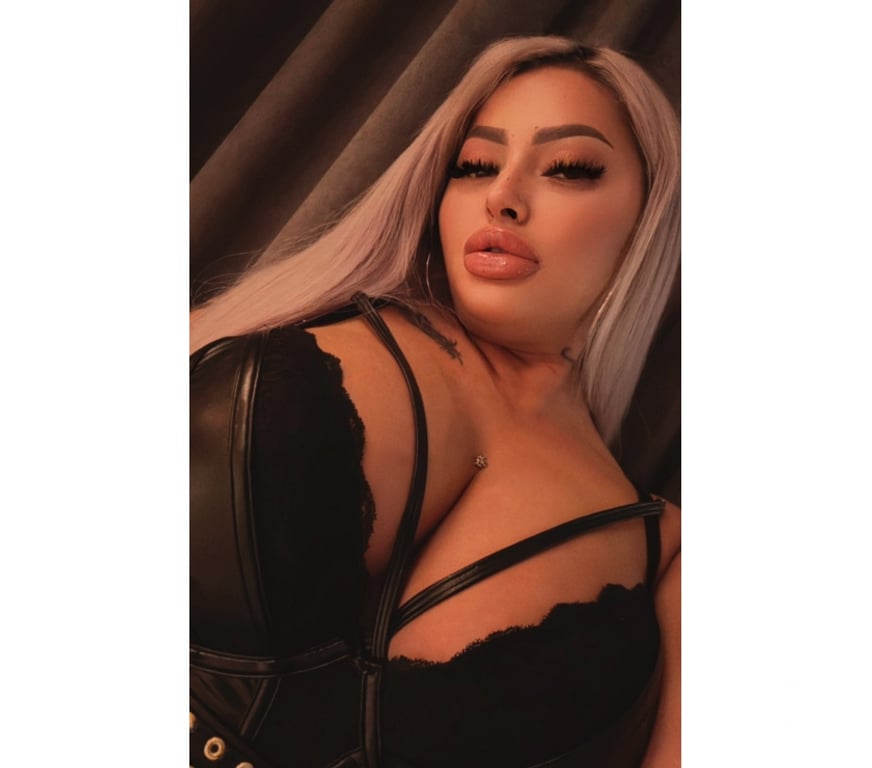 Escorts Hampshire Rushmoor - Photos for 🔥DEBORAH🔥LASTDAY❤️REAL💯PARTY GIRL💯