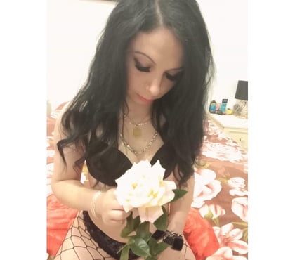 Escort Peterborough City Centre Peterborough - Photos for I am a sexy, friendly woman with a radiant smile
