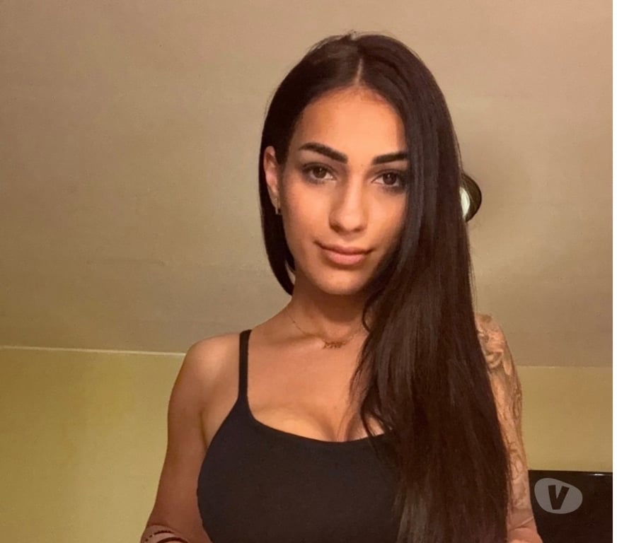 Escorts Gloucestershire Cheltenham - Photos for Julia 🥰 Party Girls 🎉 Good Vibes ❤️