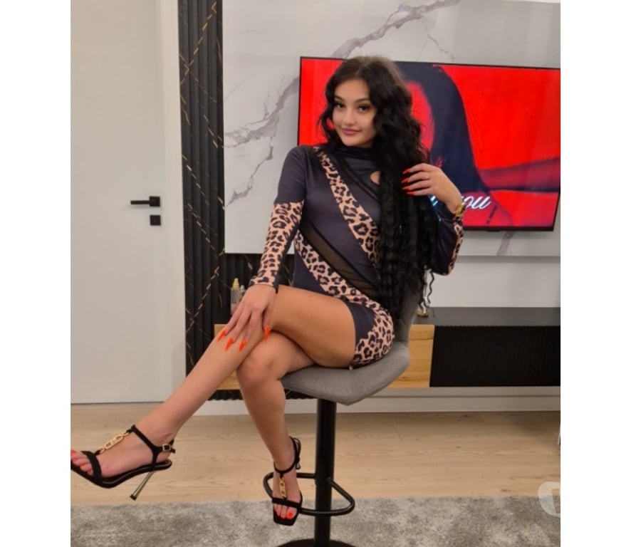 Adult Entertainment Central London Belgravia - Central London - Photos for 🤪 HORRNY YOUNG SLUTT 😈LET’S HAVE SOME FUN💋