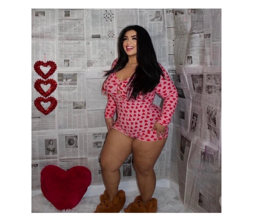 Escorts East London Redbridge - Photos for KATYA 🩷BBW🩷Naughty&Party 🩷🥂🍾