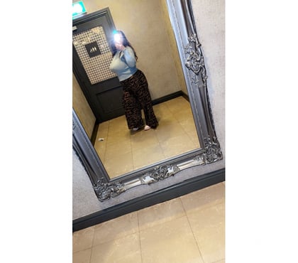 Adult Entertainment Canary Wharf East London - Photos for Your play toy with the L cups 😈