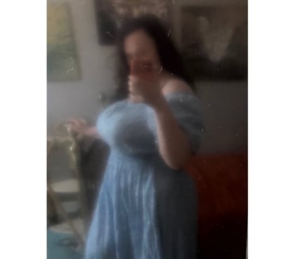 Adult Entertainment Canary Wharf East London - Photos for Your play toy with the L cups 😈