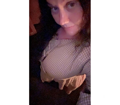 Adult Entertainment Canary Wharf East London - Photos for Play toy with the L cups 😈