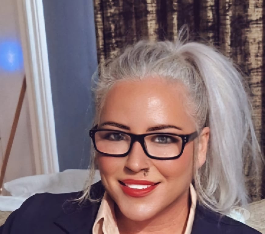 Adult Entertainment Greater Manchester Manchester - Photos for CURVY PETITE BLONDE MILF ONLINE KNOW 10AM-2:30PM