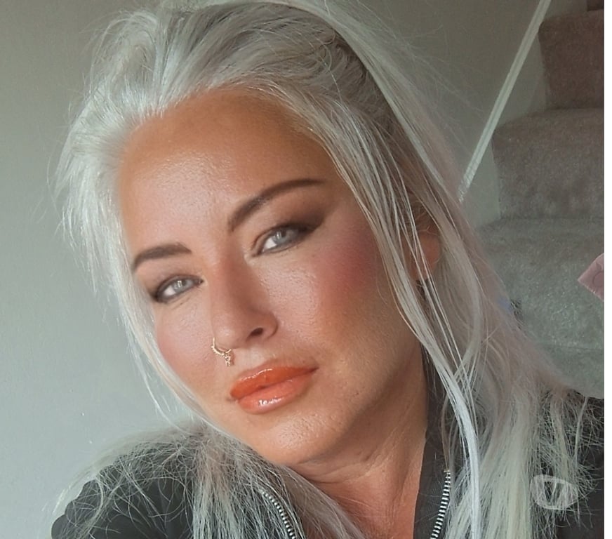 Adult Entertainment Greater Manchester Manchester - Photos for CURVY PETITE BLONDE MILF ONLINE KNOW 10AM-2:30PM