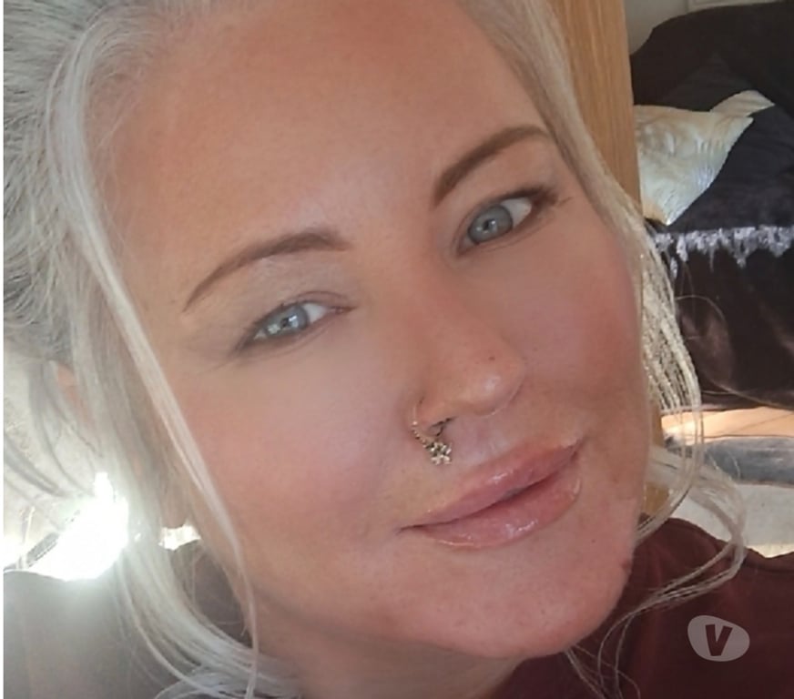 Adult Entertainment Greater Manchester Manchester - Photos for CURVY PETITE BLONDE MILF ONLINE NOW FOR TEXTING 😜