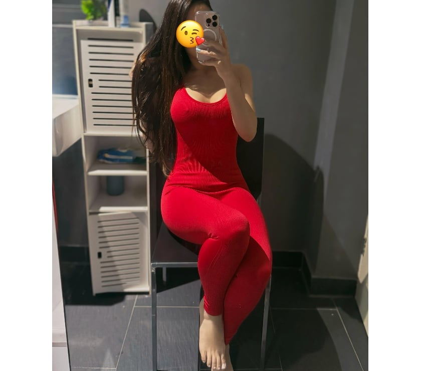 Escorts South West London Tooting - South West London - Photos for Luna petit - the best Erotic Massage in your life