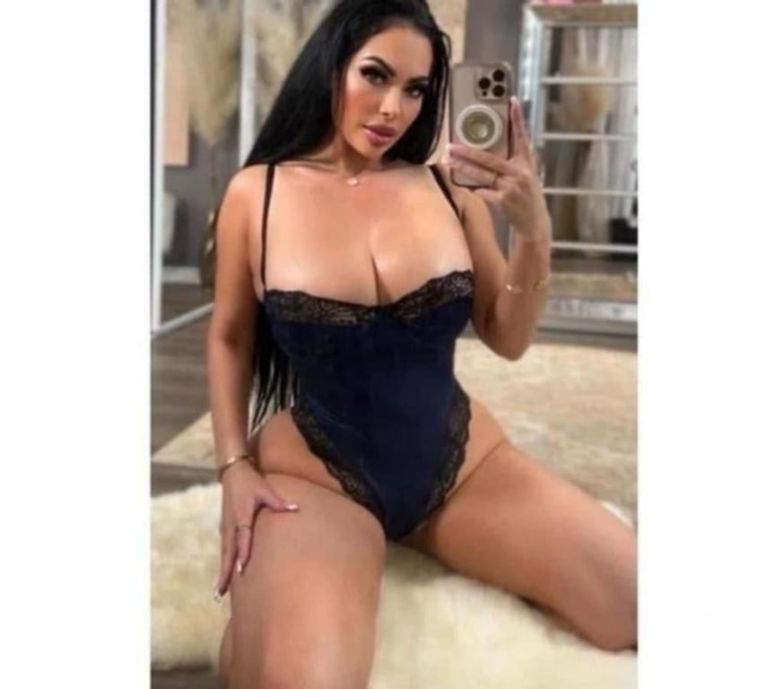 Escorts Greater Manchester Wigan - Photos for Mona just 140 1h 🗨🗨🗨💥💥💥💥💥