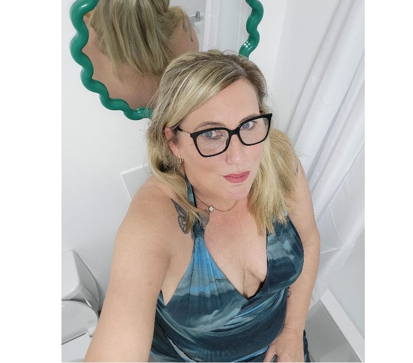Adult Entertainment Dundee City Centre Dundee - Photos for Curvy rachel online fun