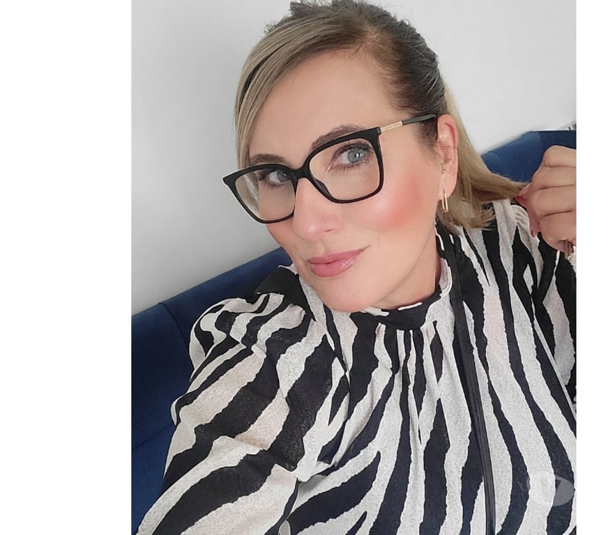 Adult Entertainment North Yorkshire Redcar and Cleveland - Photos for Rachel milf queen of curves online only