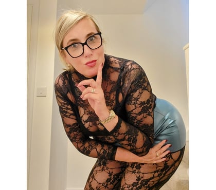 Adult Entertainment Aberdeen City Centre Aberdeen - Photos for Rachel queen of curves online only