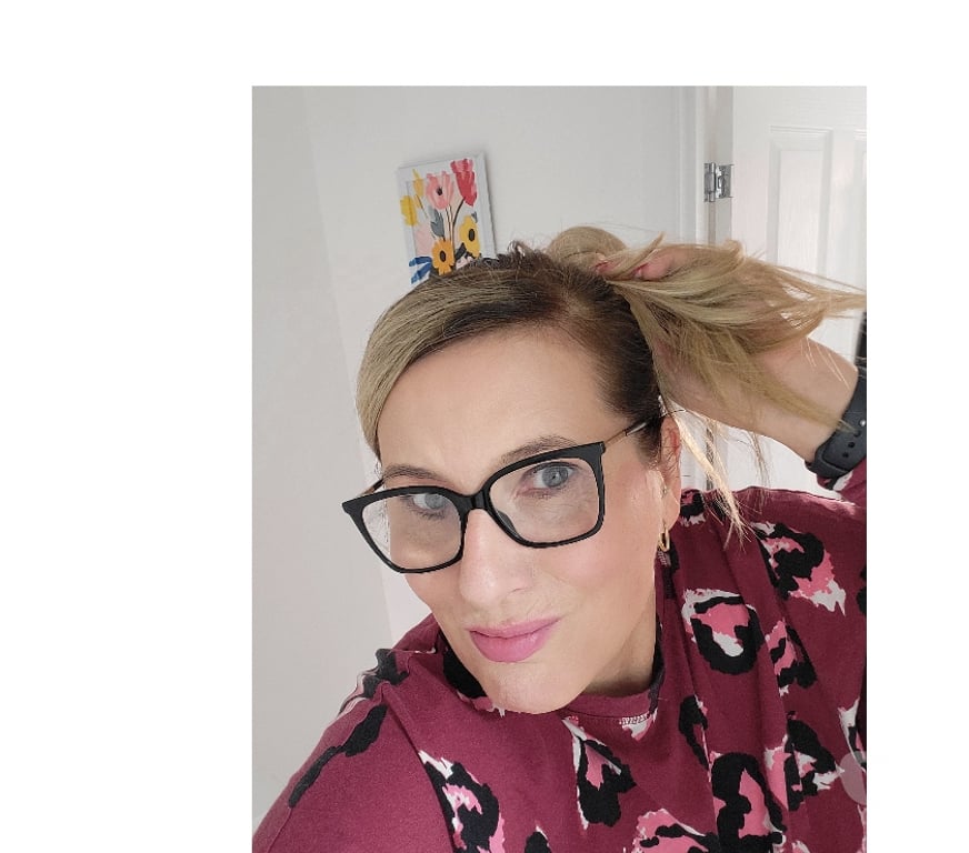 Adult Entertainment Merseyside Liverpool - Photos for Real English milf online only