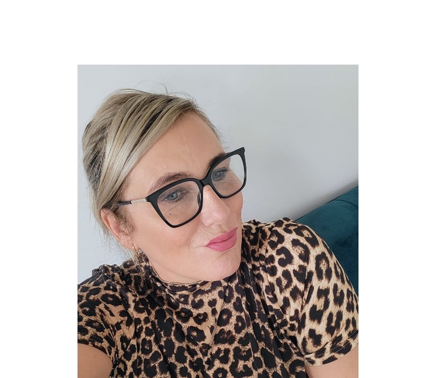 Adult Entertainment Merseyside Liverpool - Photos for Real English milf online only