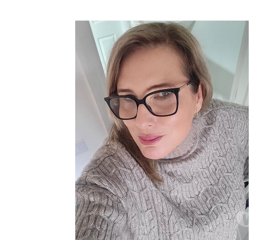 Adult Entertainment Merseyside Liverpool - Photos for Real English milf online only