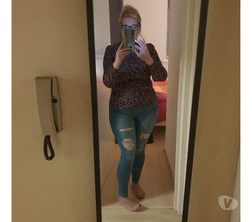 Adult Entertainment Merseyside Liverpool - Photos for Real English milf online only