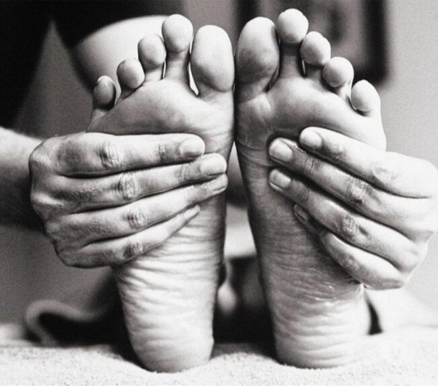 Escorts Leicestershire Leicester - Photos for Free massage for women and couple by Indian male masseuse