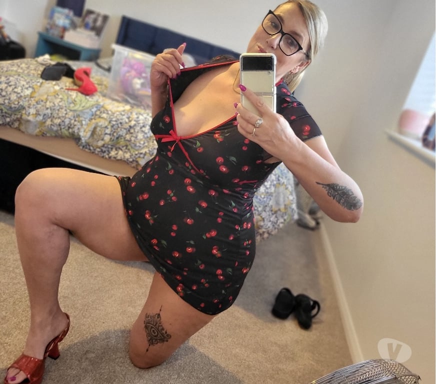 Adult Entertainment County Durham Stockton-on-Tees - Photos for Rachel curvy temptress online only