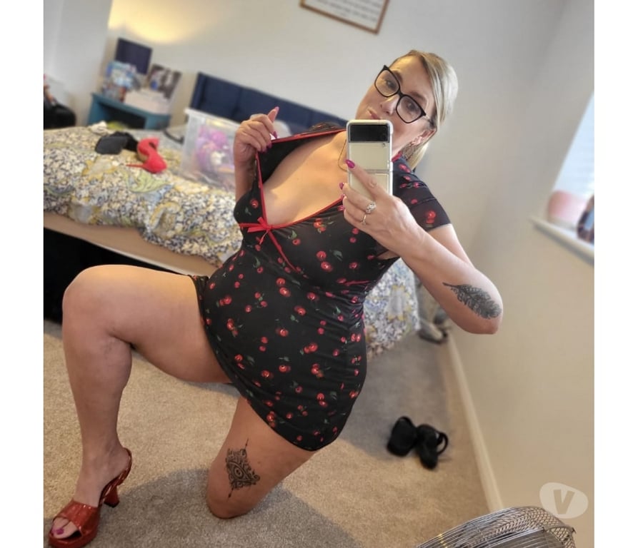 Adult Entertainment Oxfordshire Oxford - Photos for Online Playtime with english rachel