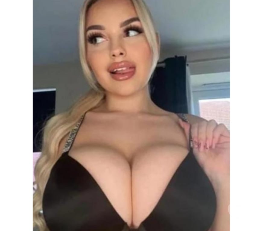 Escorts Essex Castle Point - Photos for 💜Alma💜 gfe no rush OWO SLOPPY 💦👅party girl